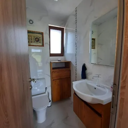 Mountain Near Bansko Villa