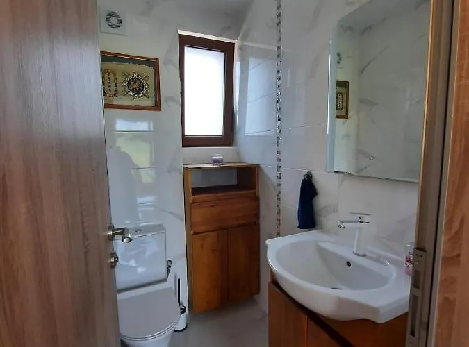 Mountain Near Bansko Villa